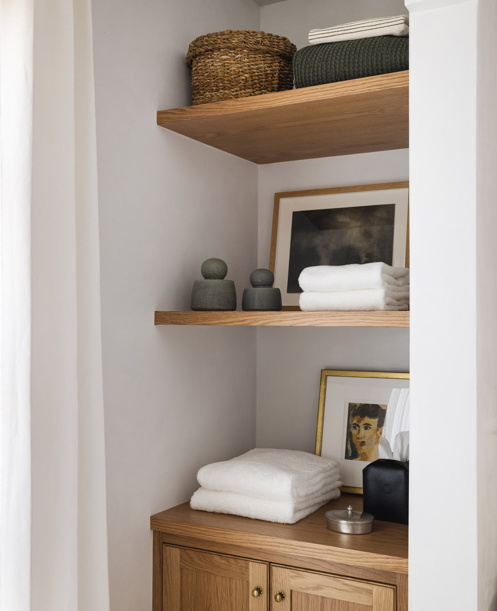 Shoppe the Look: Bathroom Shelf Styling