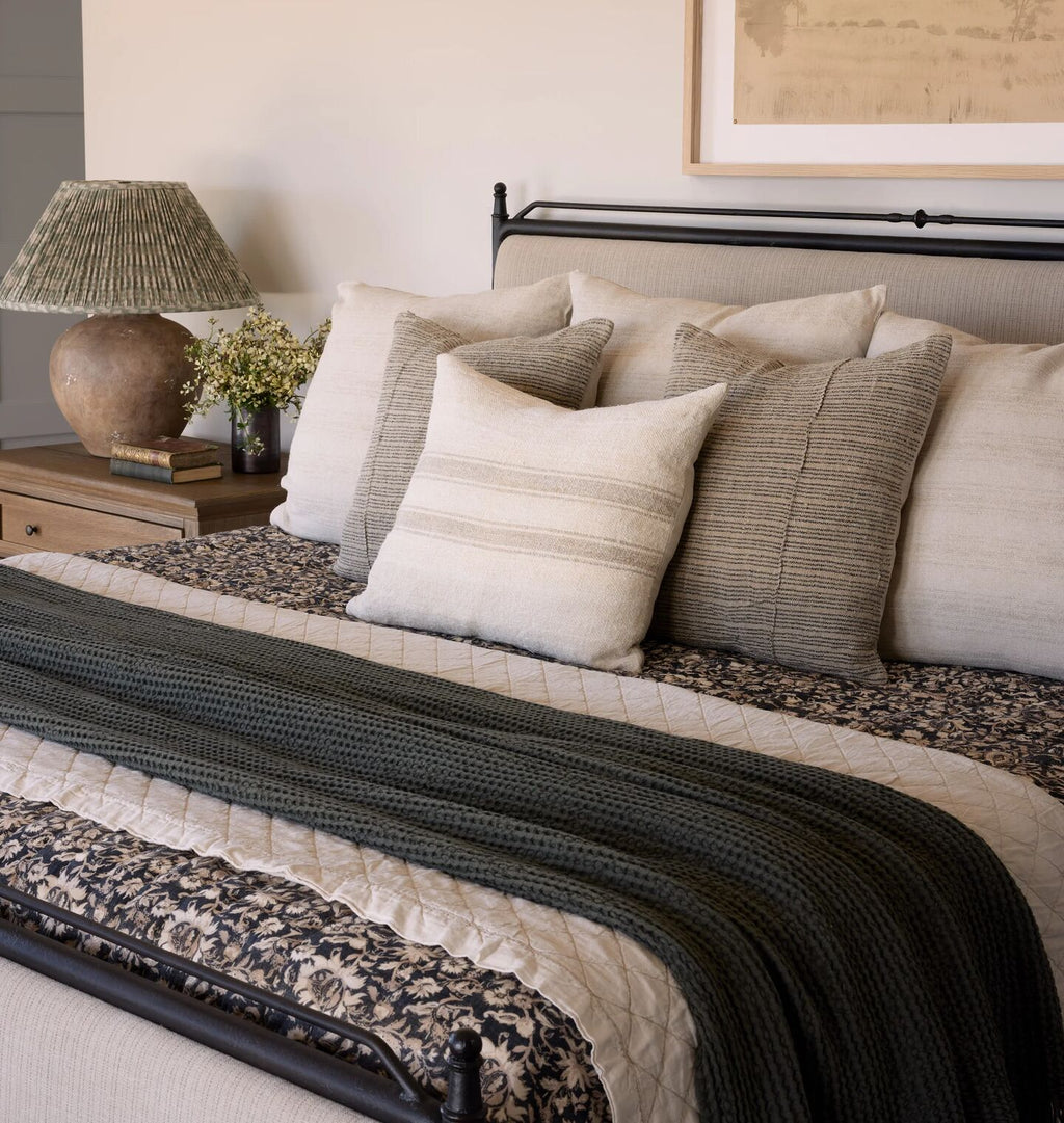 Abbot Blanket