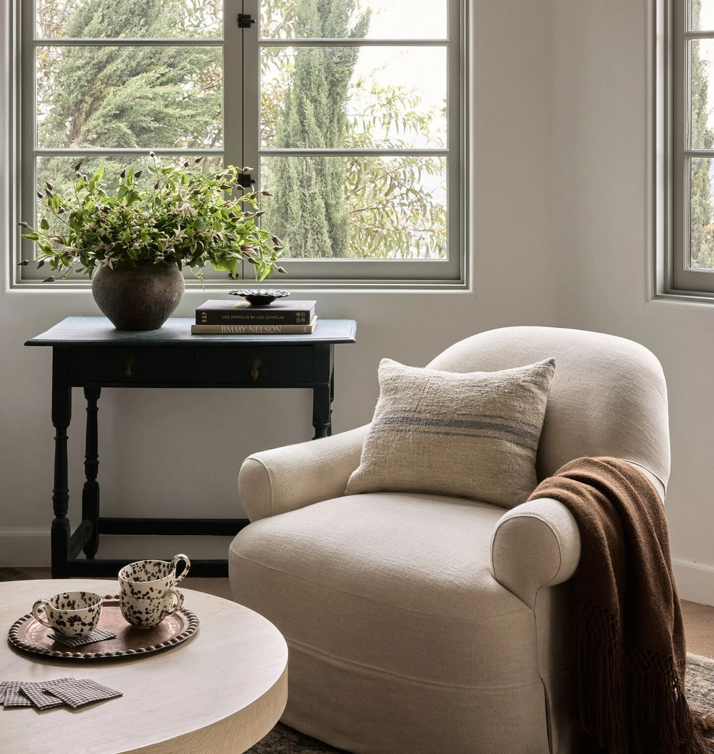 Arden Swivel Chair
