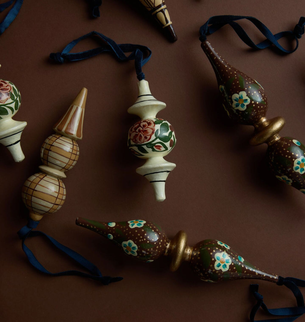 Rosell Wood Ornament Set S/4