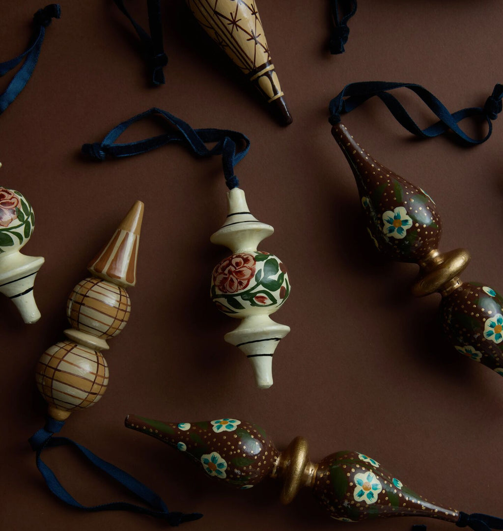 Rosell Shell Wood Ornament
