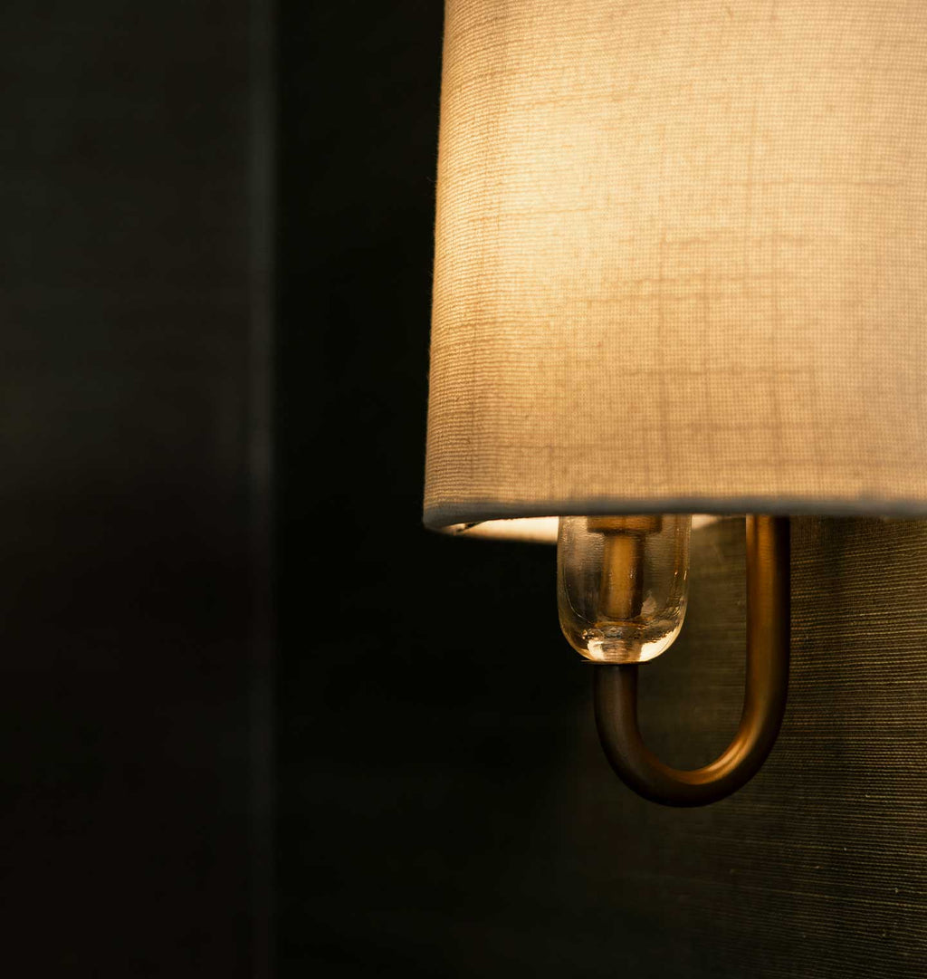 Delina Sconce
