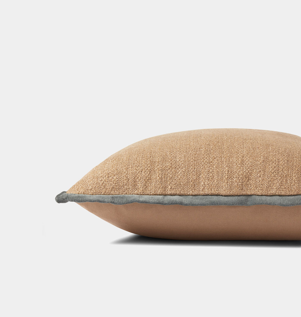 Aveline Pillow 18'' x 18'' Natural / Blue