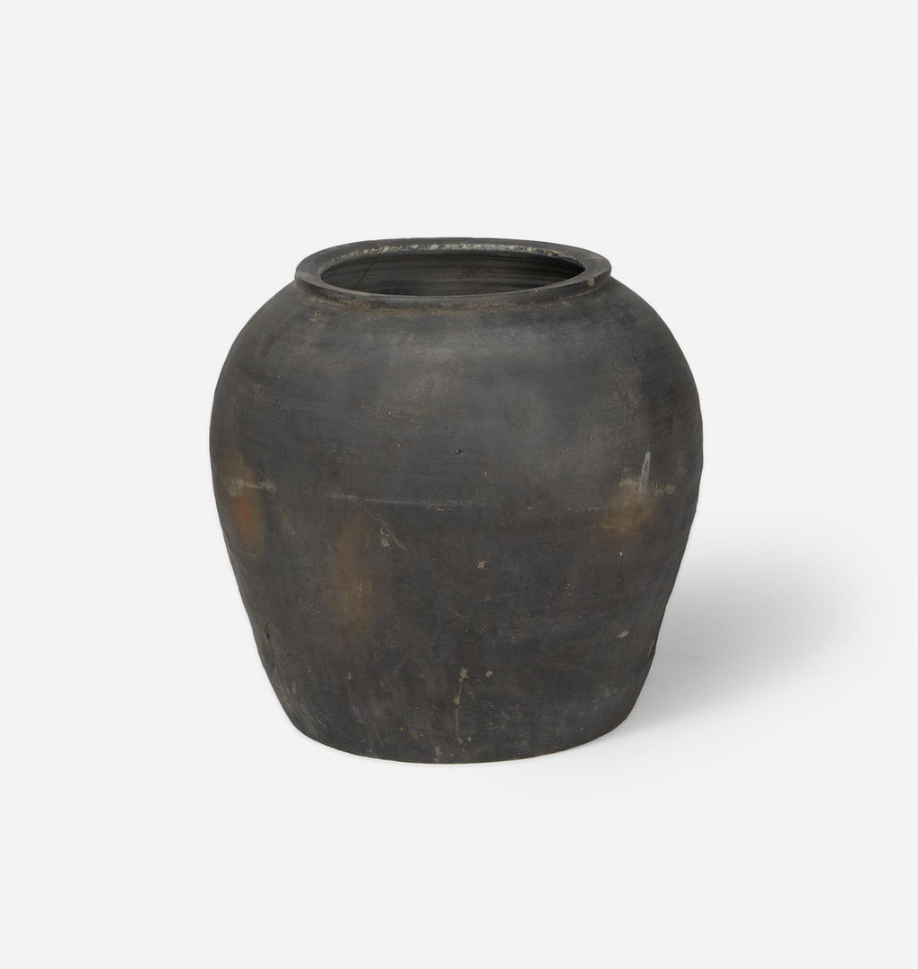Delun Clay Vessel