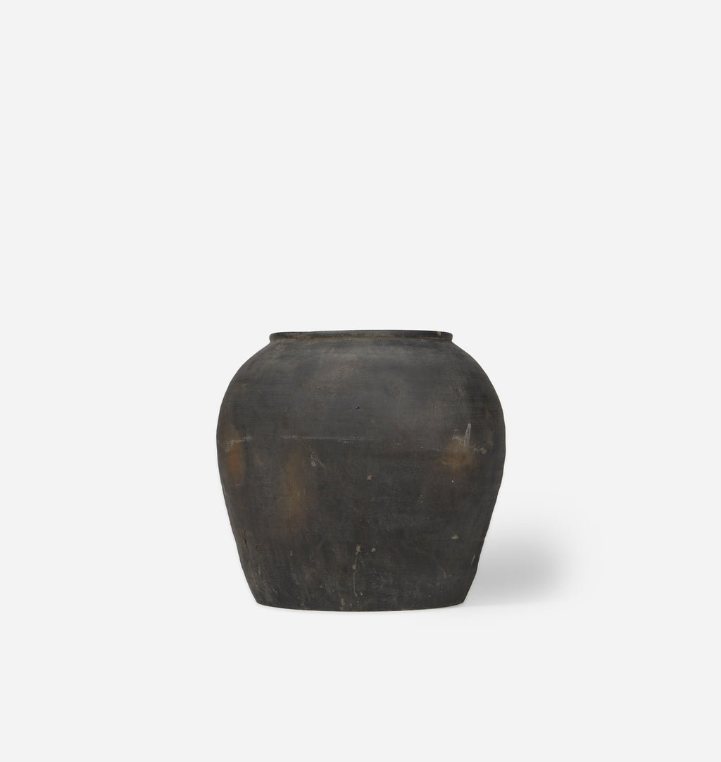 Delun Clay Vessel