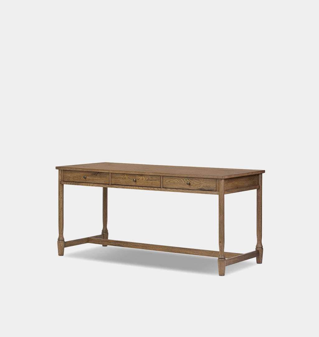 Bari Desk