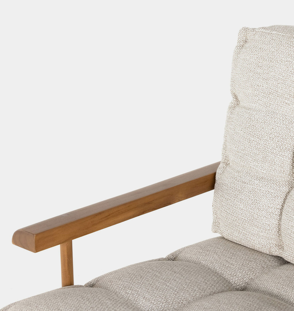 Bay Outdoor Lounging Chair