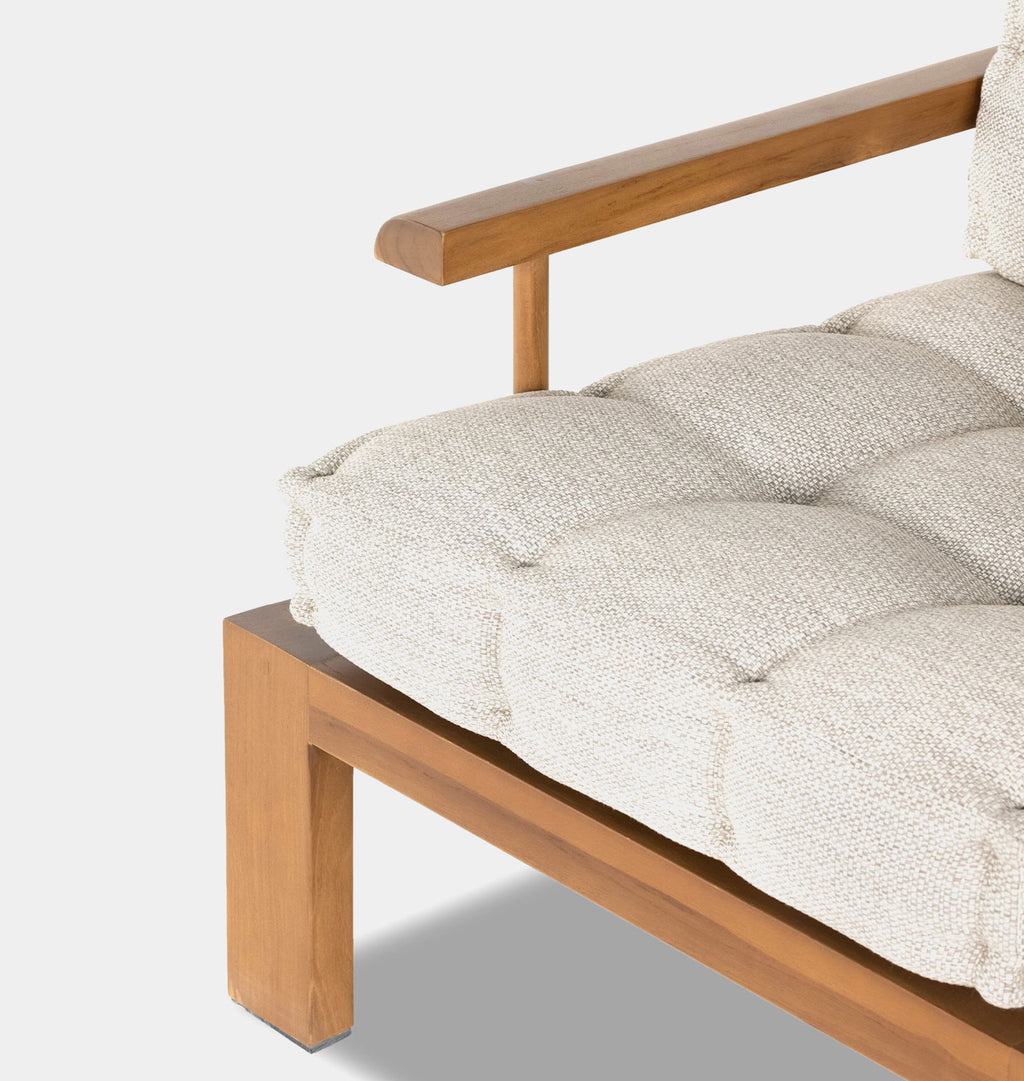 Bay Outdoor Lounging Chair