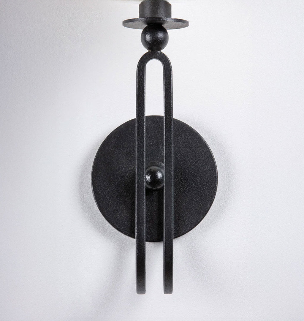 Courtney Sconce