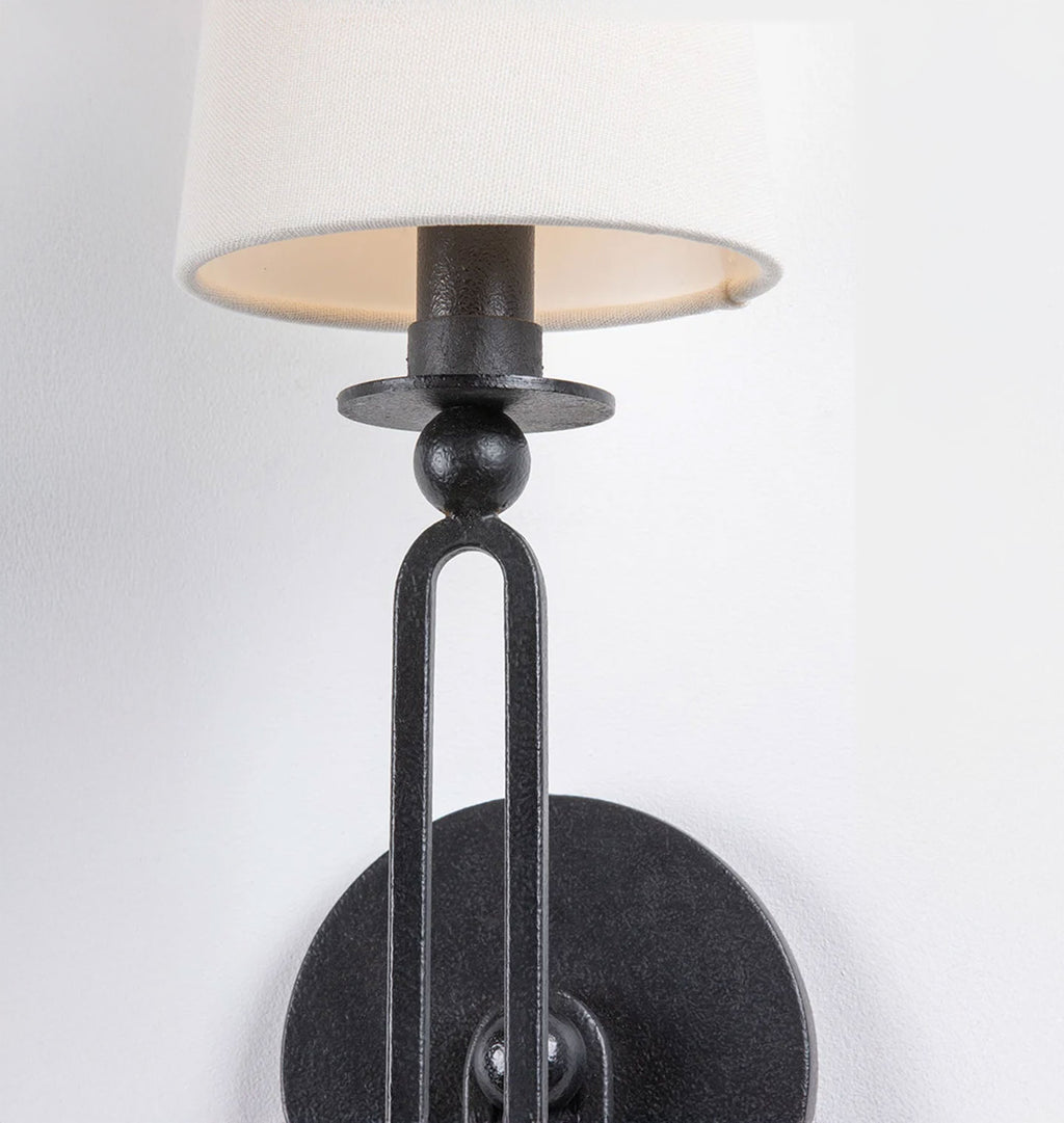 Courtney Sconce