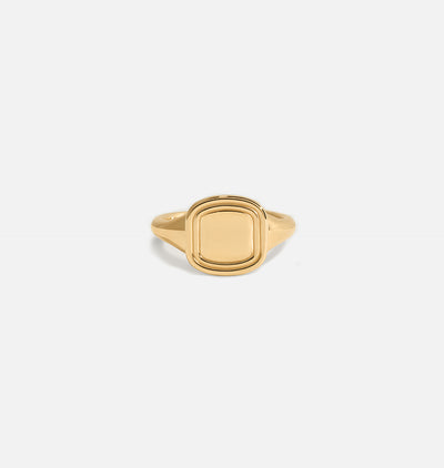 The Estate Signet Ring Yellow Gold