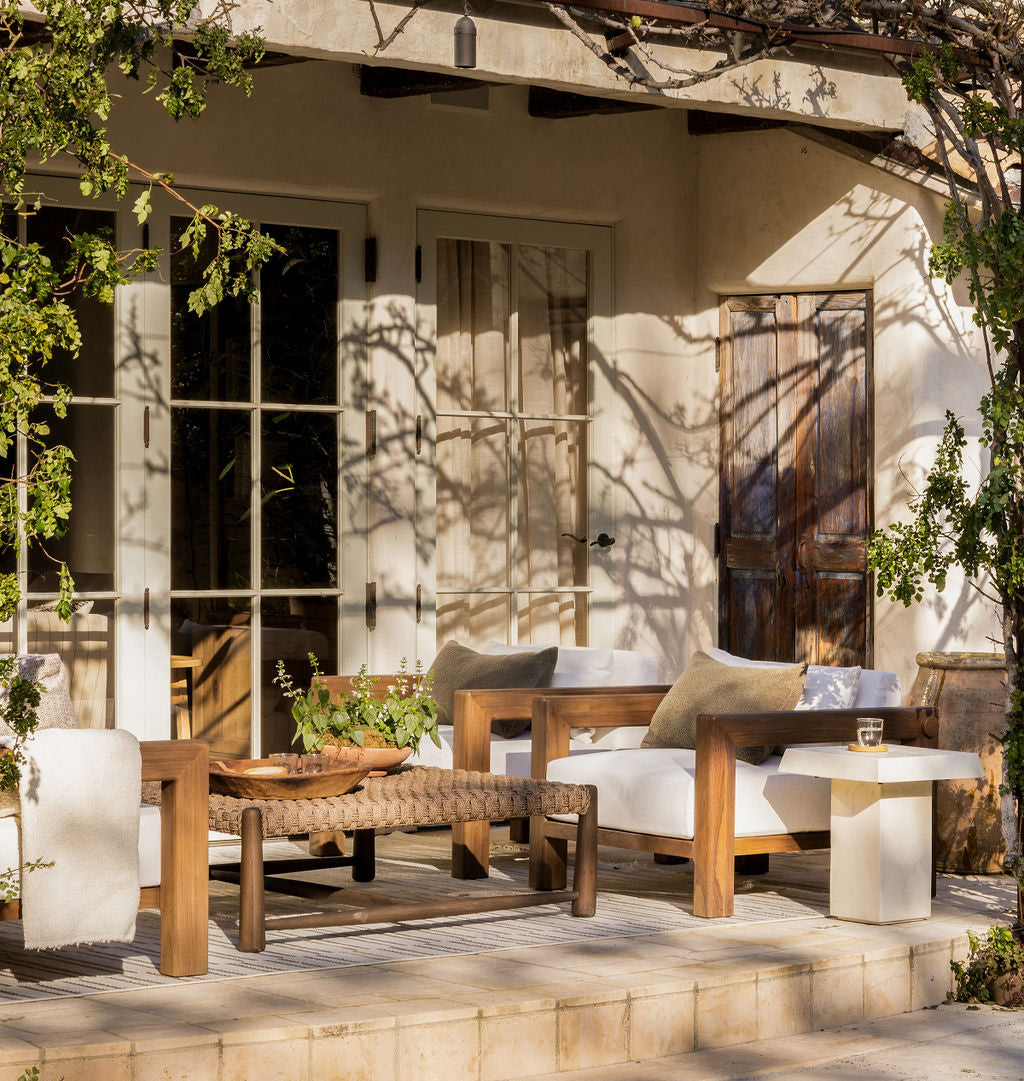 Lumi Outdoor Lounge Chair