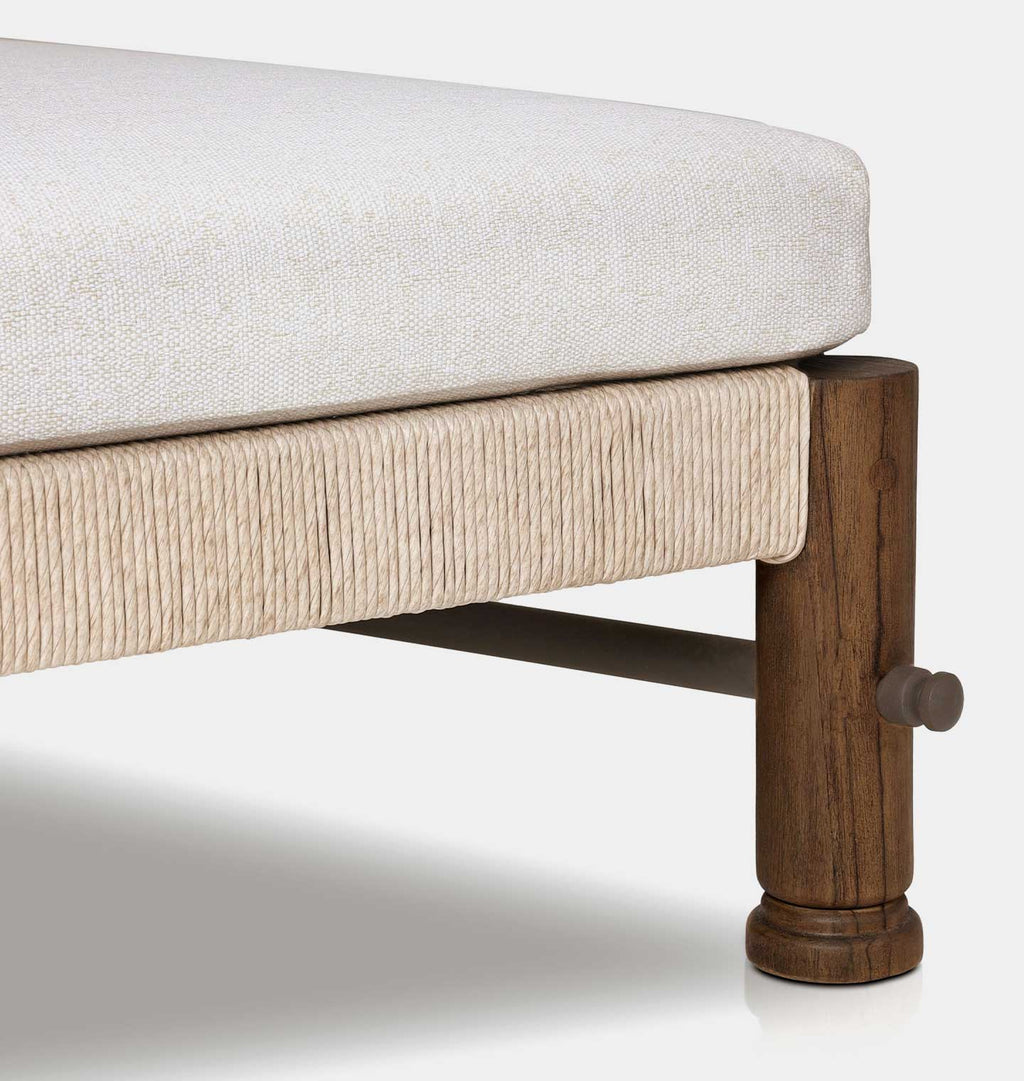 Finnegan Outdoor Chaise Alessi Linen