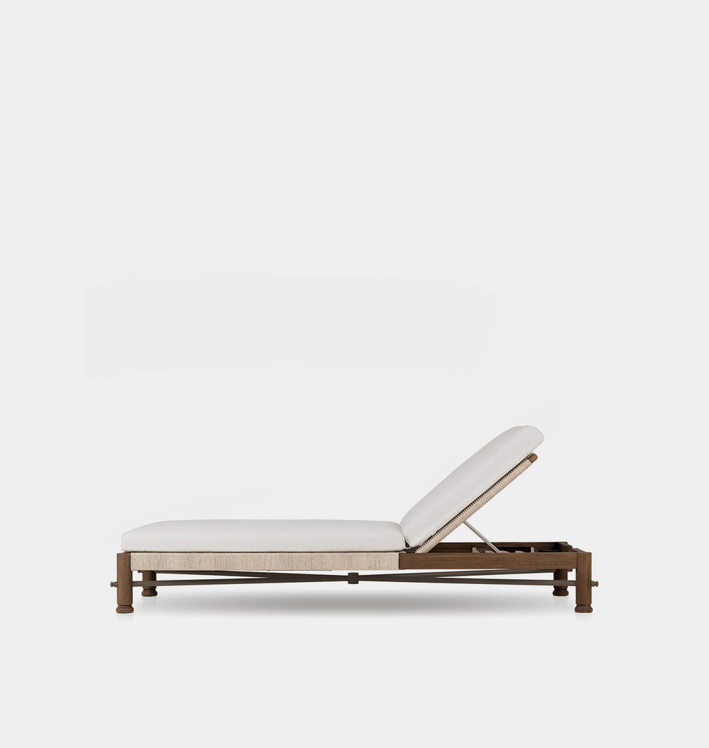 Finnegan Outdoor Chaise Alessi Linen