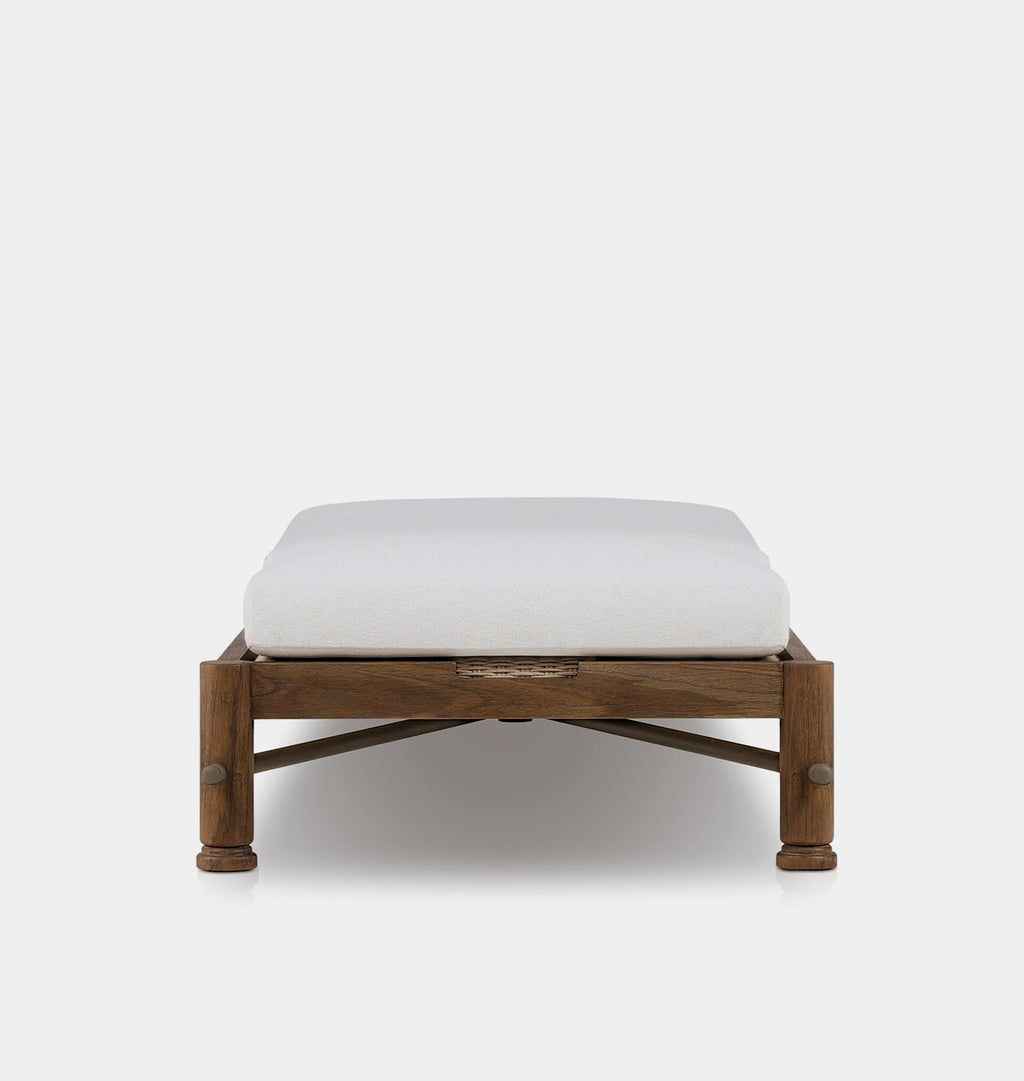 Finnegan Outdoor Chaise Alessi Linen