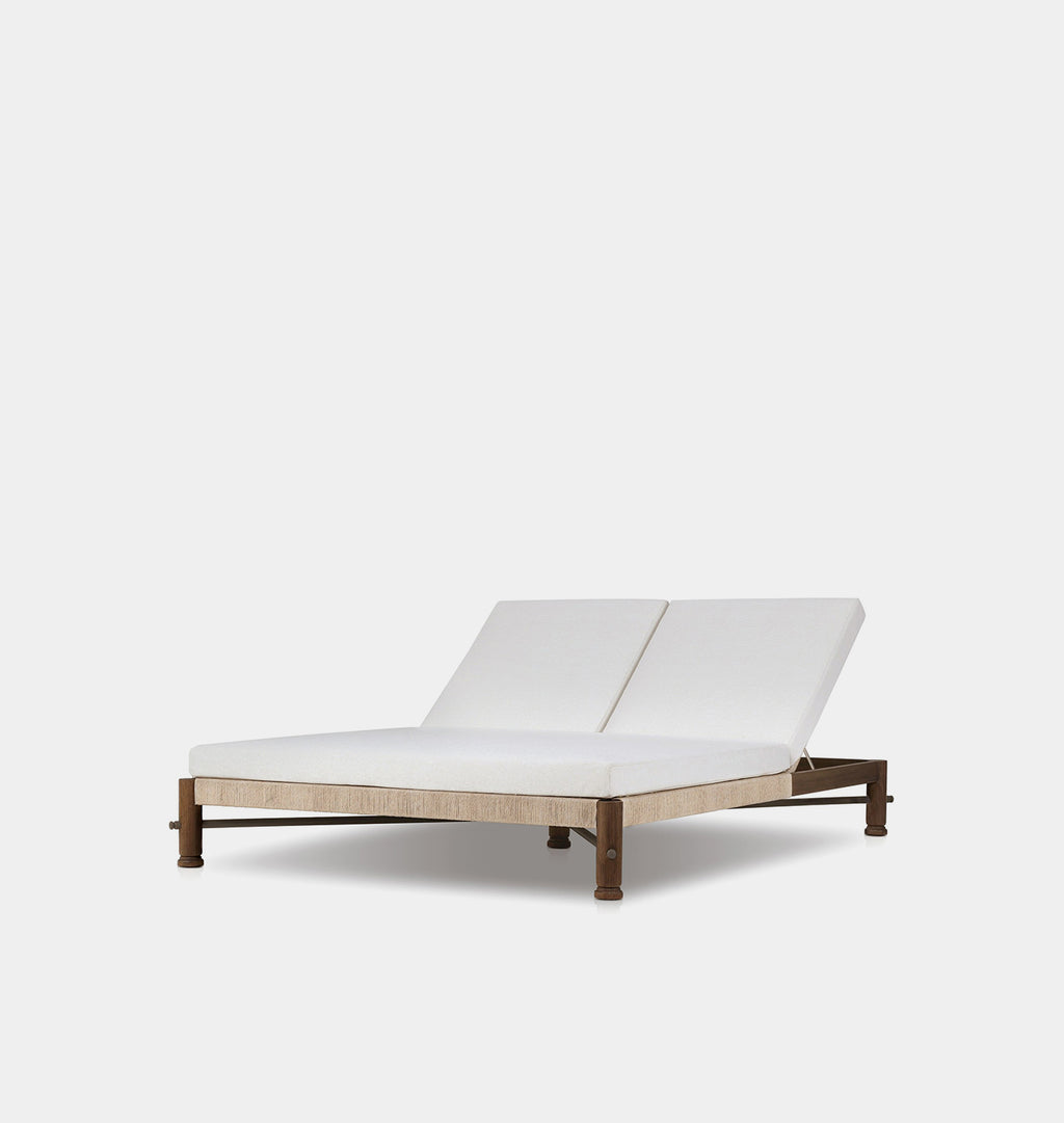 Finnegan Outdoor Double Chaise Alessi Linen