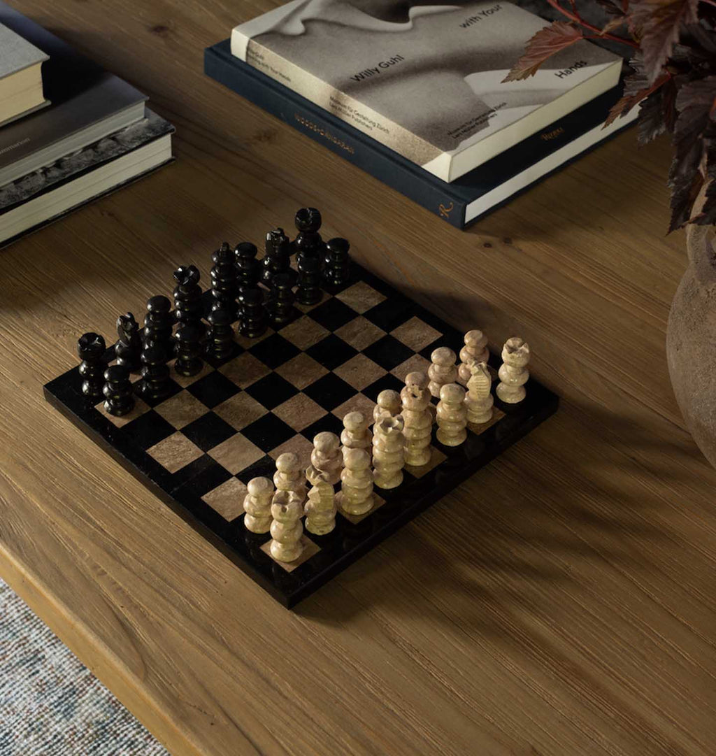Cafe Chess Set