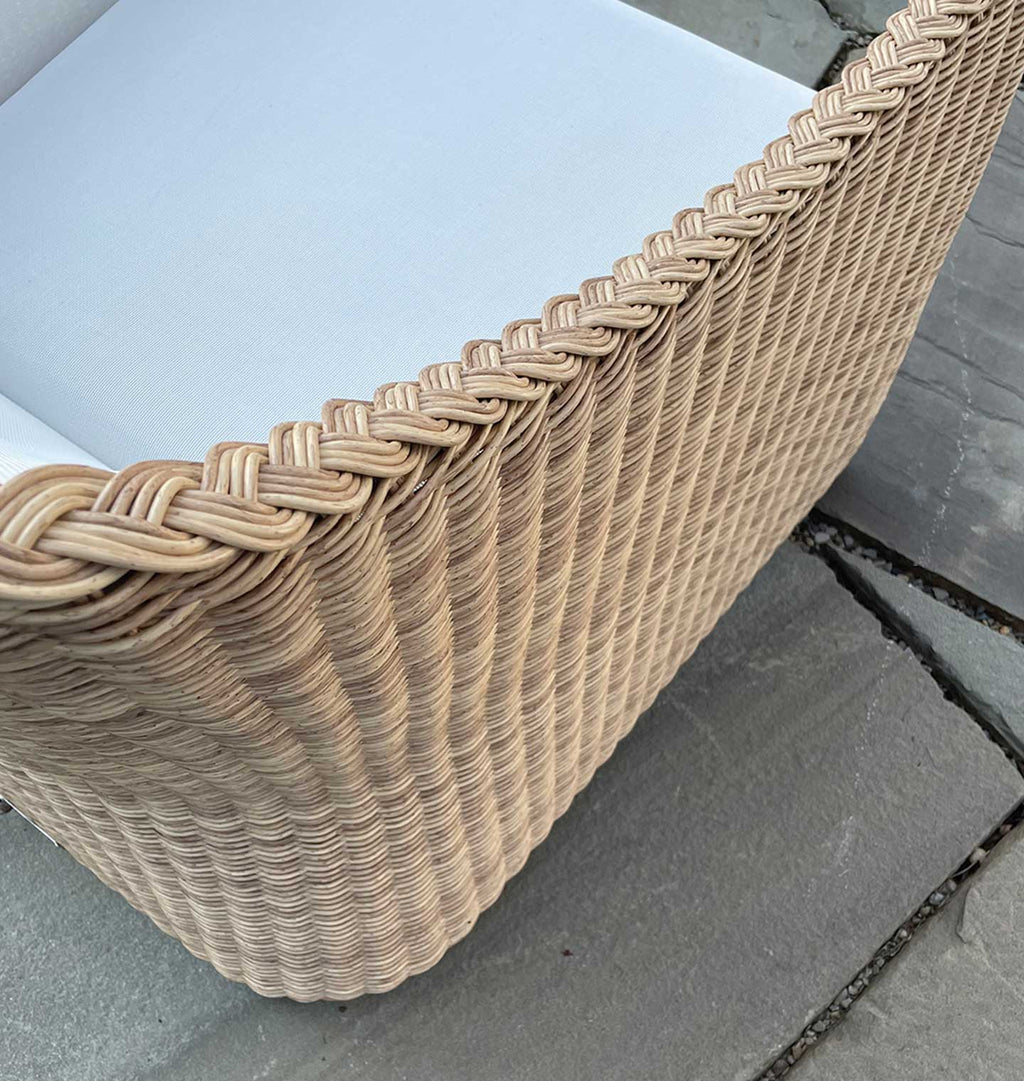 Levin Outdoor Lounge Chair & Ottoman