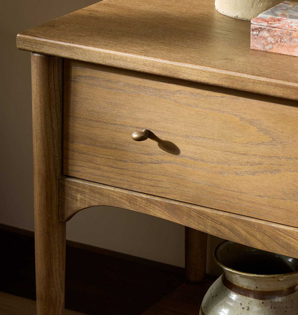 Lizzy Nightstand