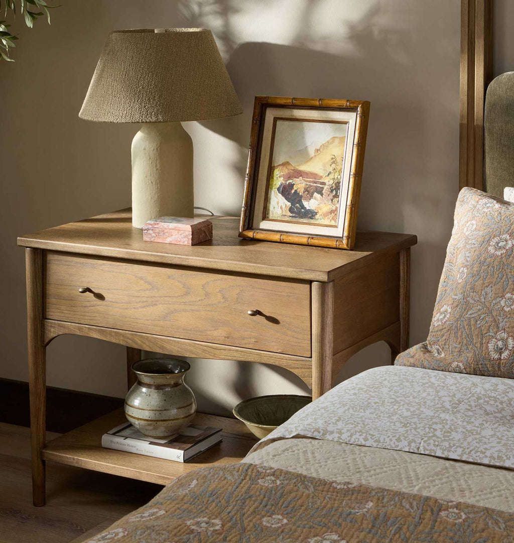Lizzy Nightstand