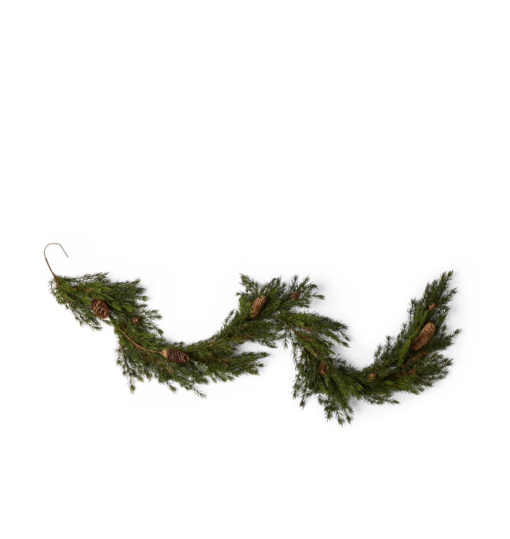Pine Garland with Pinecones