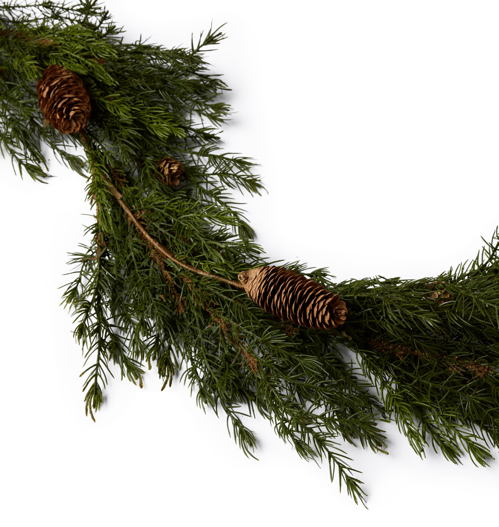 Pine Garland with Pinecones