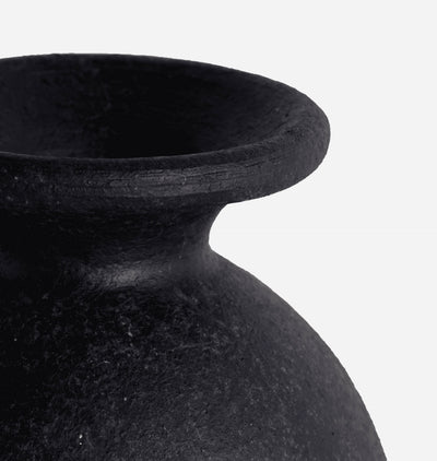 Nealy Vase