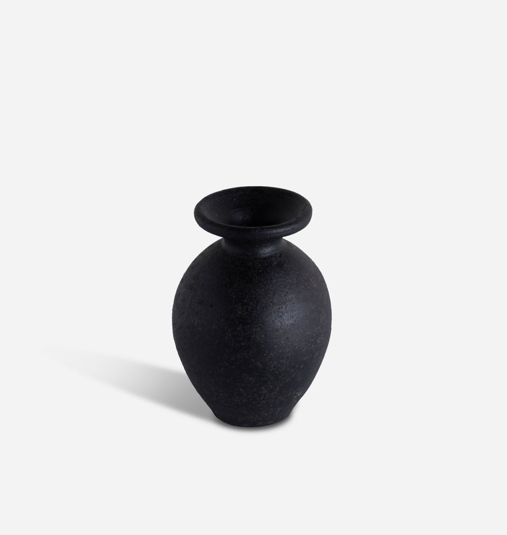 Nealy Vase