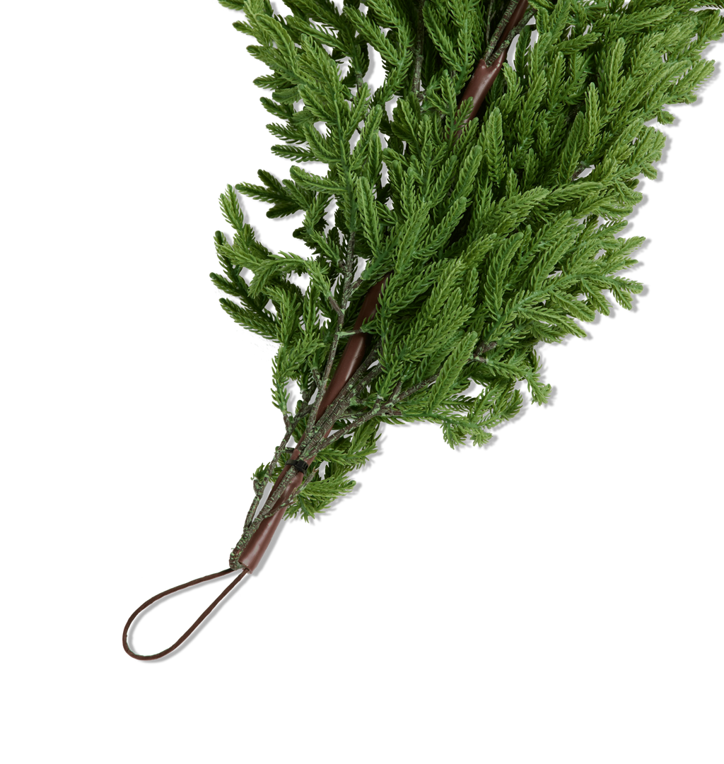 Norfolk Garland