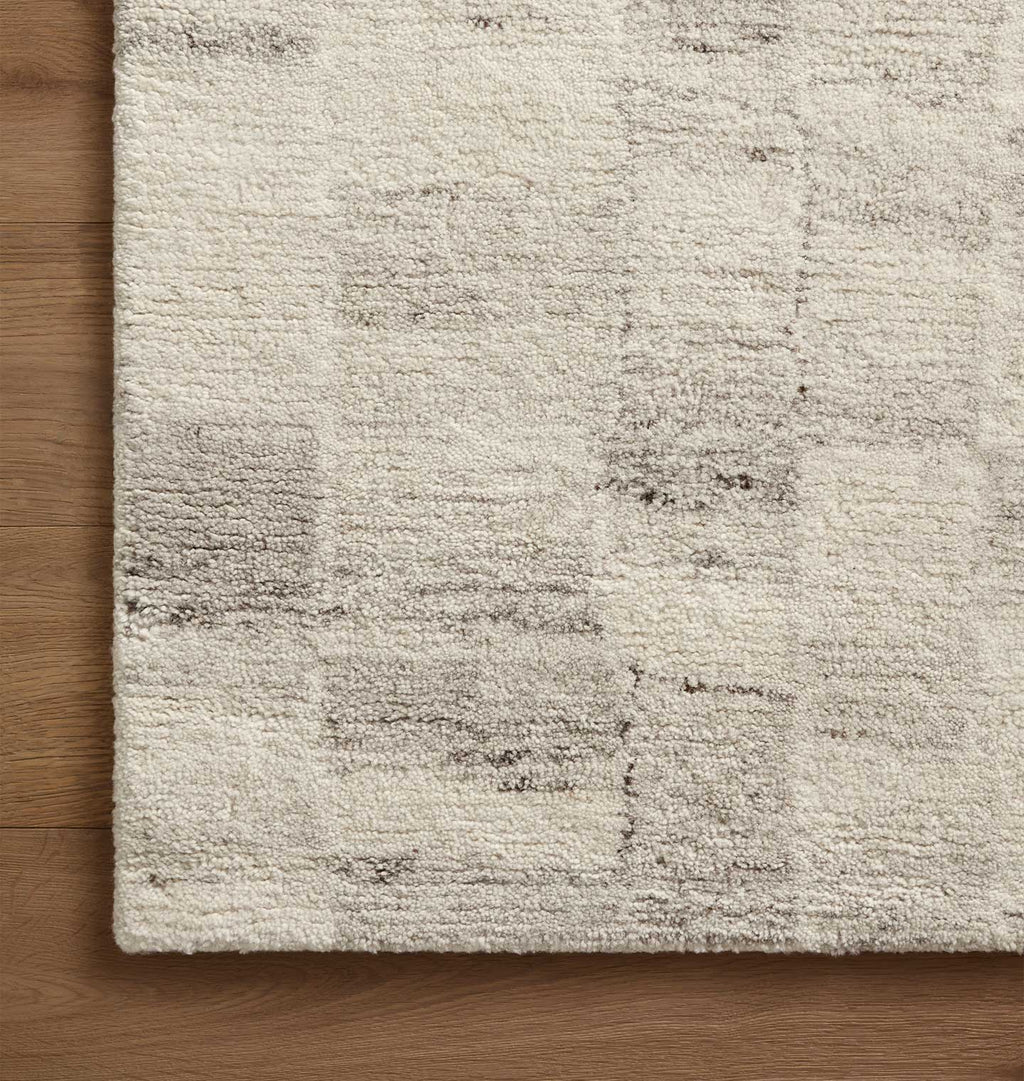 Rocky ROC-01 Ivory / Silver Area Rug