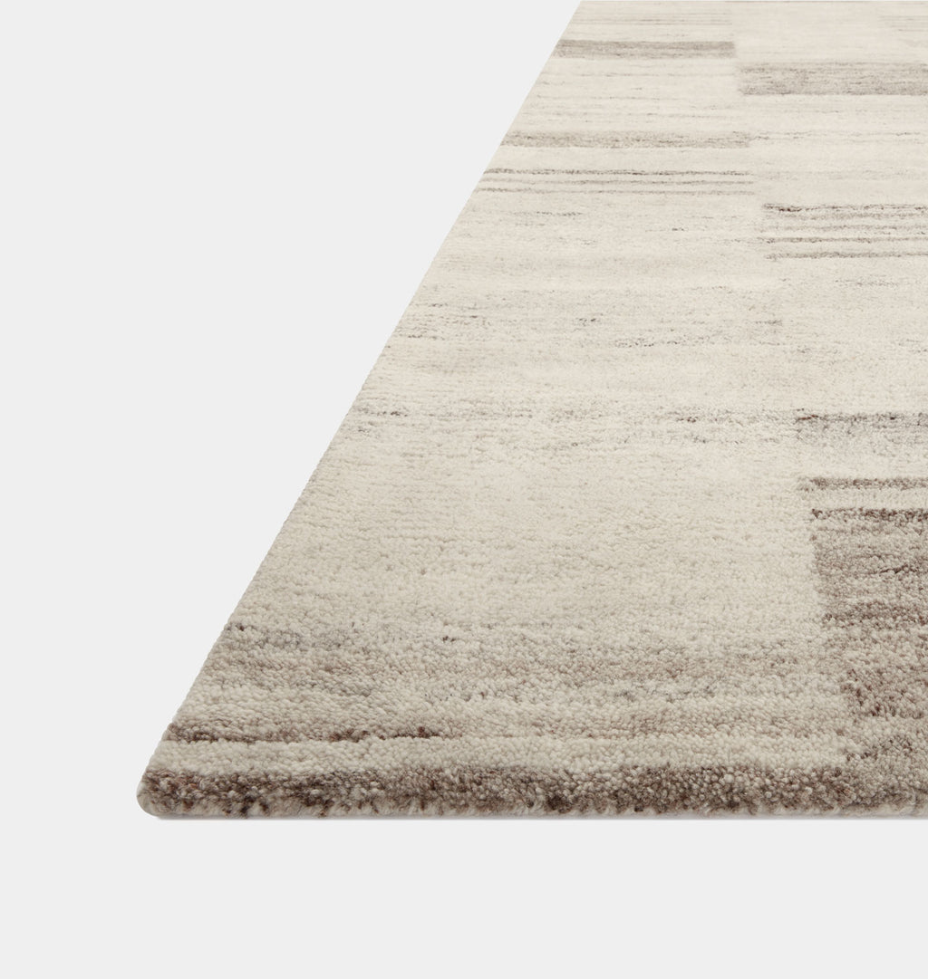 Rocky ROC-04 Ivory / Dove Area Rug