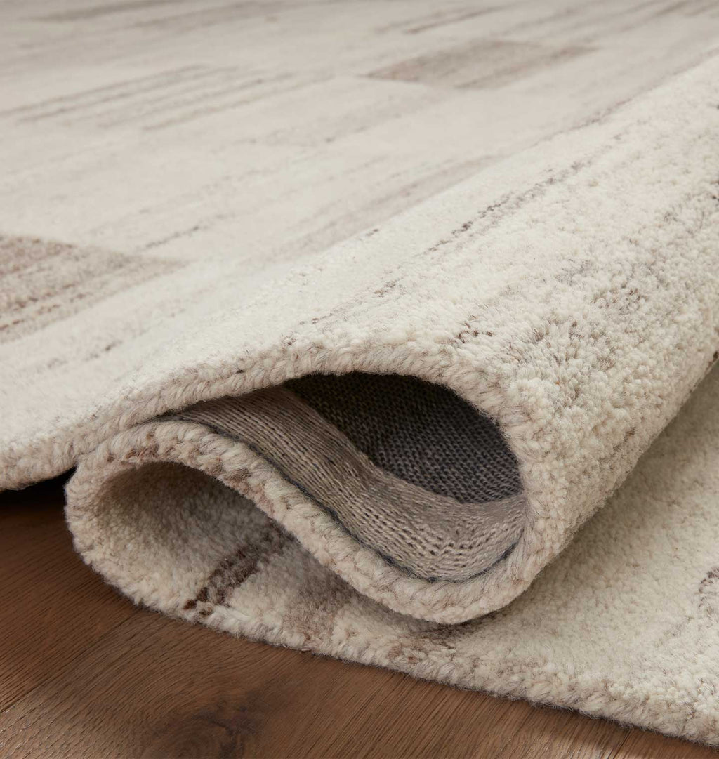 Rocky ROC-04 Ivory / Dove Area Rug