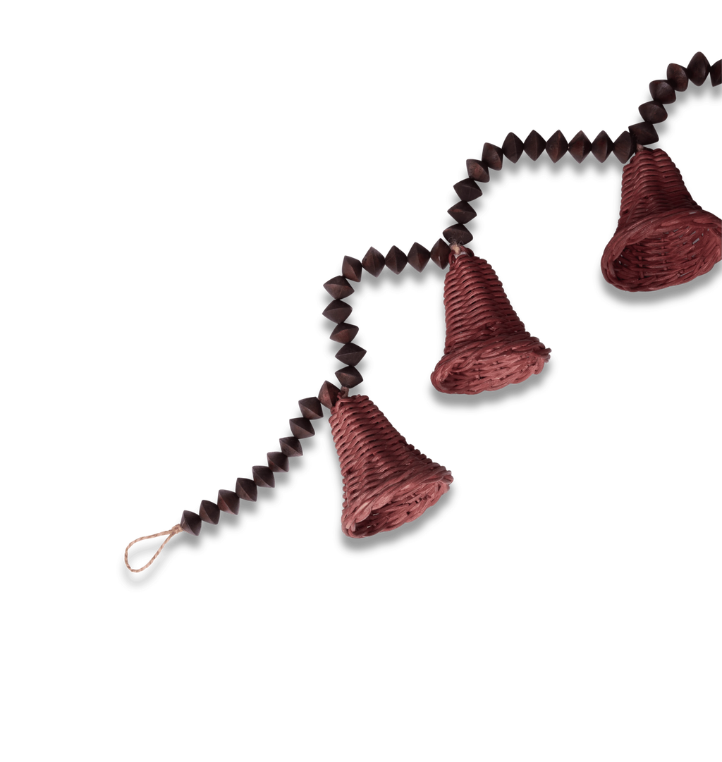 Linden Wicker Bell Garland