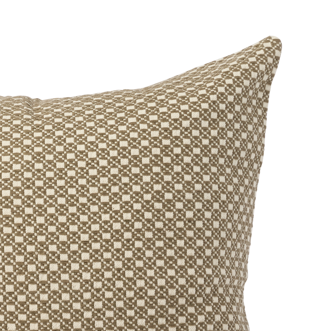 Aaila Pillow