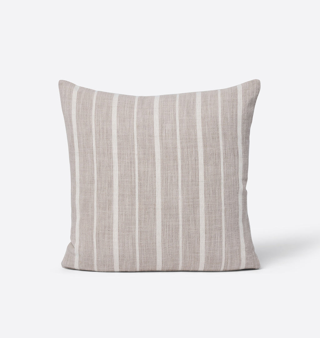 Ryland Pillow