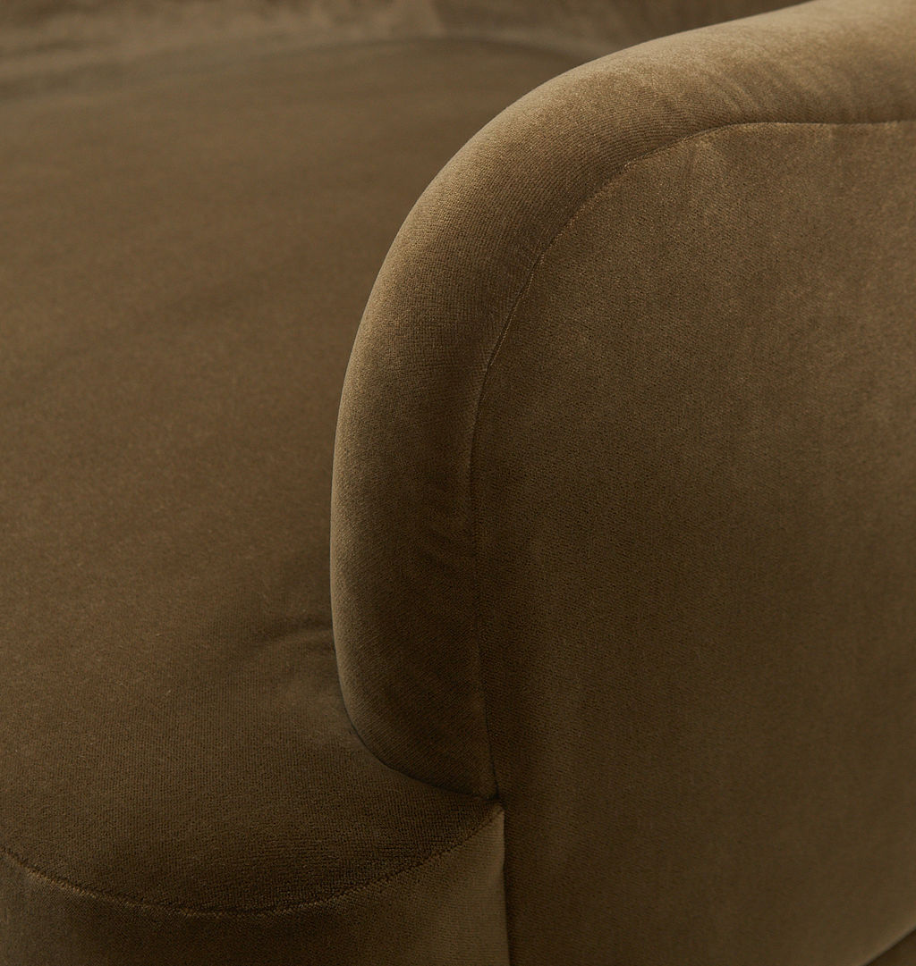 Rui Armchair