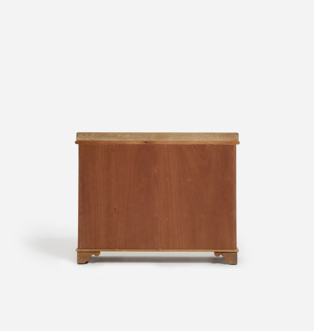 Meli Dresser