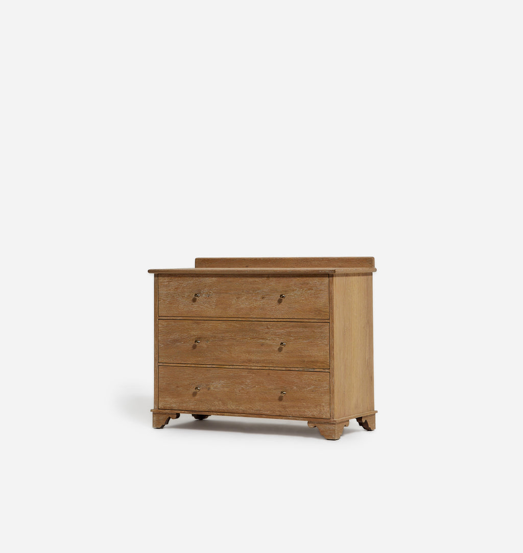 Meli Dresser