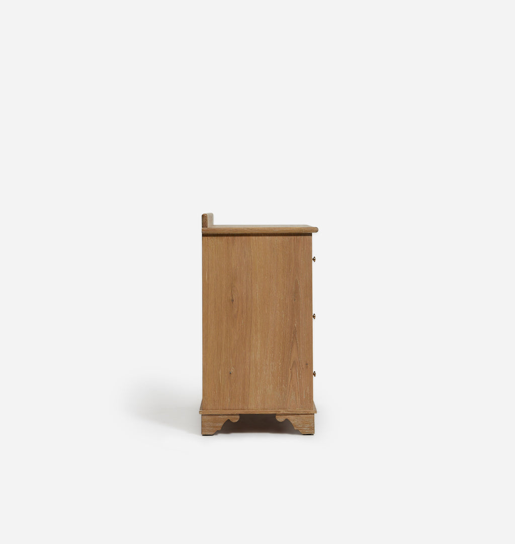 Meli Dresser