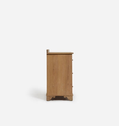 Meli Dresser