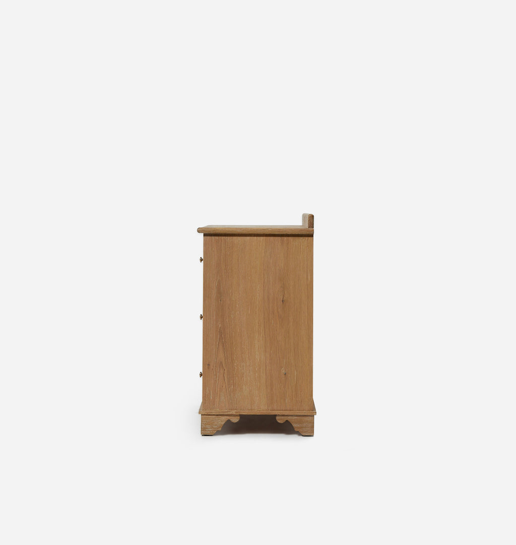 Meli Dresser