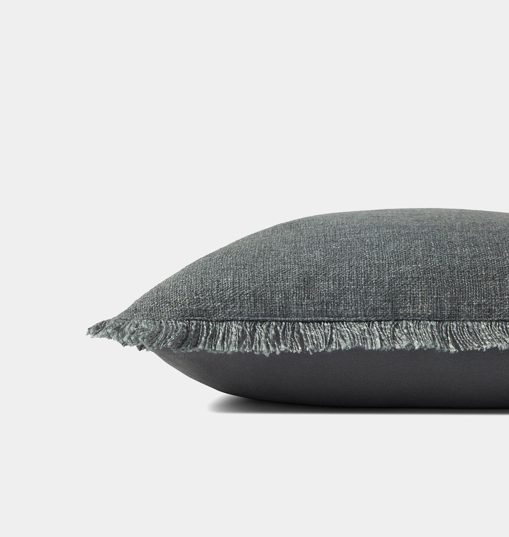 Sable Pillow 22'' x 22'' Blue