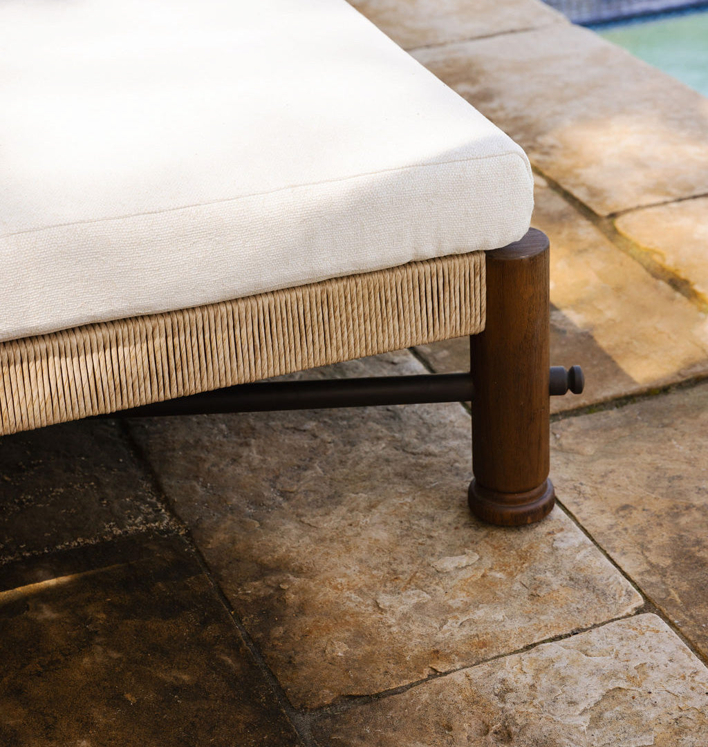 Finnegan Outdoor Chaise