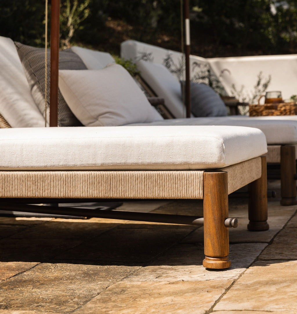 Finnegan Outdoor Chaise