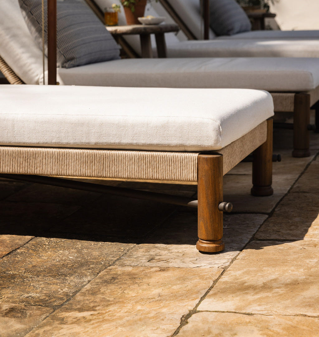 Finnegan Outdoor Chaise