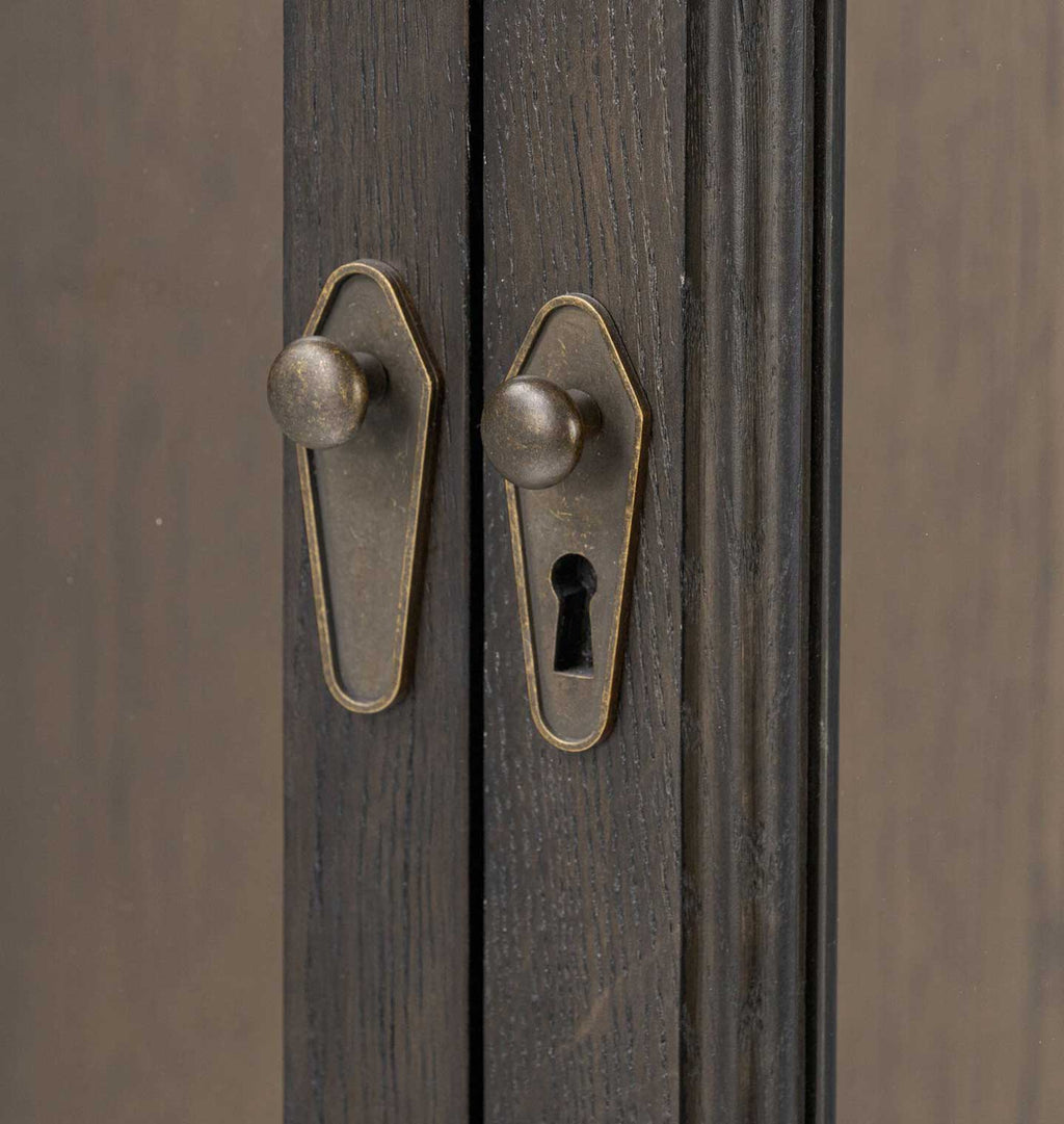 Sussex Cabinet Spiced Oak