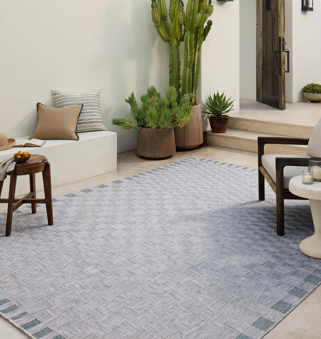 Topanga TOP-07 Silver / Blue Area Rug