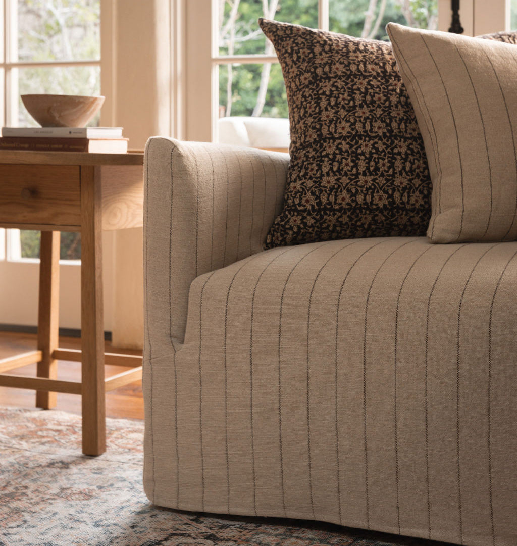 Lowell Slipcover Sofa 96"