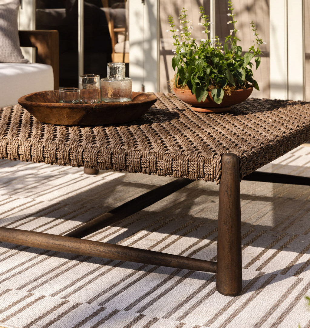 Malibu MAB-03 Ivory / Dove Area Rug