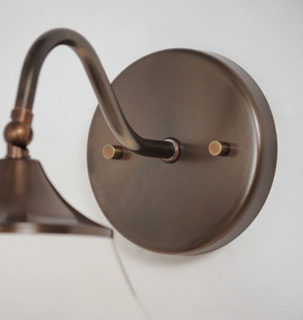 Verona Sconce